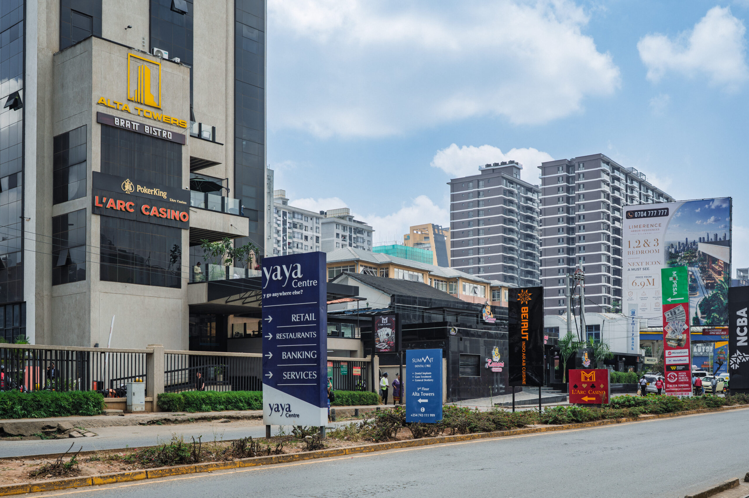A sign showing the location of Summit Dental Care